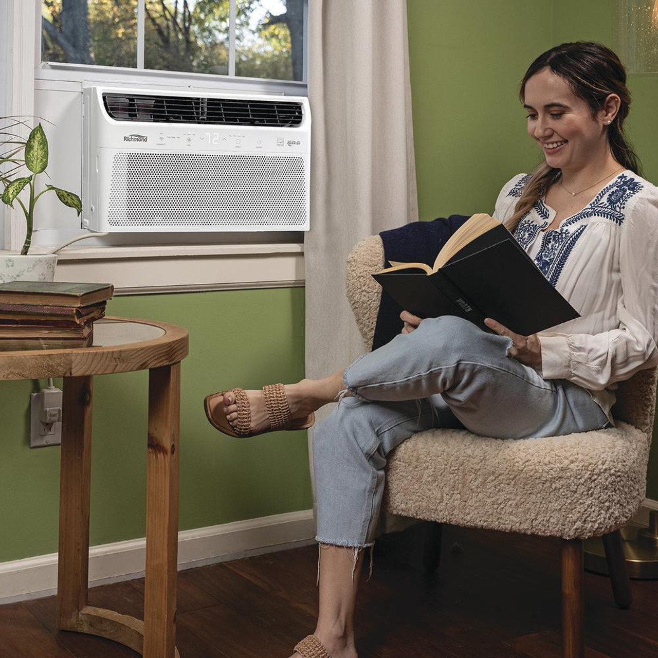 Richmond® 10,000 BTU 115-Volt Wi-Fi Window Air Conditioner Inverter - Efficient - Chicken Pieces