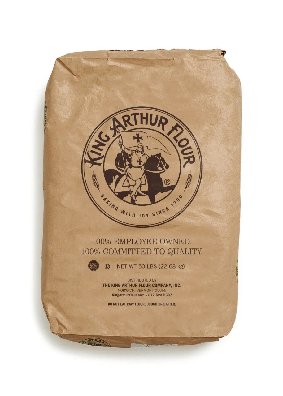 King Arthur Flour 50 lb. Organic Whole Wheat Flour - Classic Robust Flavor - Chicken Pieces
