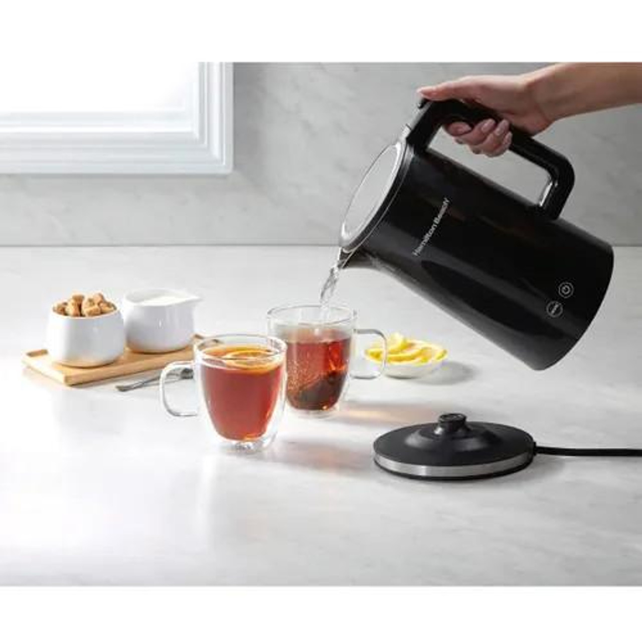  Hamilton Beach 1.7 L (1.8 qt.) Cool-Touch Digital Kettle 1.5 kg/3.4 lbs 