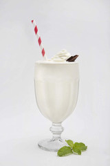 frostline Frostline Vanilla Soft Serve Ice Cream Mix Lactose Free 6 lbs | Waffle Cones 12pk & Rainbow Sprinkles 