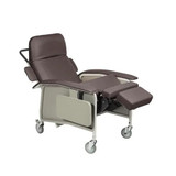 Chicken Pieces Drive Medical 4-Position Clinical Care Recliner Manual Wheelchair 