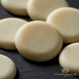 Guittard 25lbs/11.34 kgs Soie Blanche 35% White Chocolate Wafers