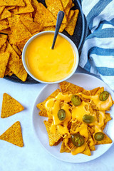 CINEPLEX Nacho Cheese Sauce Large 2.84 L/100 Fl Oz  - chicken pieces