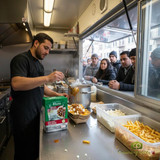 Knorr Poutine Gravy Mix Box | Easy Canadian Comfort | 4L/8.45 Lbs - CHICKEN PIECES Knorr Poutine Gravy Mix Box | Easy Canadian Comfort | 4L/8.45 Lbs - CHICKEN PIECES