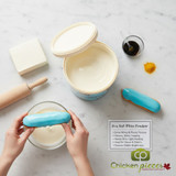 Irca soft white fondant 7kg pail; Professional Italian pouring fondant for eclairs; Bulk soft fondant glaze for donuts and pastry-CHICKEN PIECES