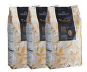  Valrhona Dulcey 35% Blond Chocolate Féve 6.6 lb. - 3/Case - Decadent Blond Chocolate in Bulk 