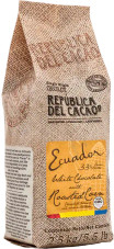 República del Cacao Ecuador 33% White Chocolate with Roasted Corn Couverture 5.5 lb. - Fusion of White Chocolate and Roasted Corn for Culinary Creativity Chocolate