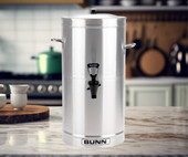 Bunn TDS-3 3 Gallon Round Iced Tea Dispenser-Chicken Pieces