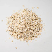 Bob's Red Mill 25 lb. (11.34 kg) Quick-Cooking Whole Grain Rolled Oats (60 BAGS/PALLET) - Chicken Pieces