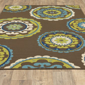 2' X 4' Brown And White Floral Medallion Stain Resistant Indoor Outdoor Area Rug
