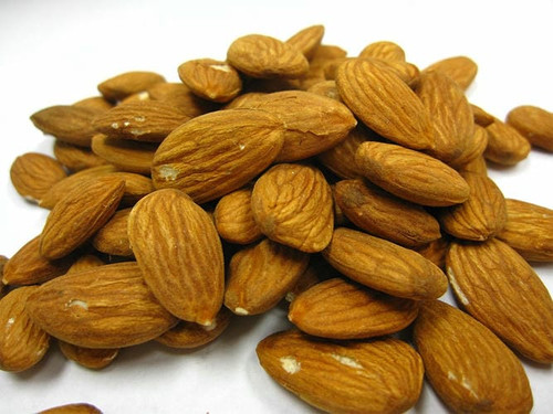 Raw Almonds No Shell Bulk Size 25 lbs/11.33 kgs