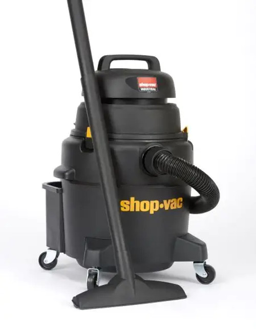 Shop-Vac 8 Gallon 6.0 Peak HP Deluxe Polyethylene Wet / Dry Vacuum with Tool Kit