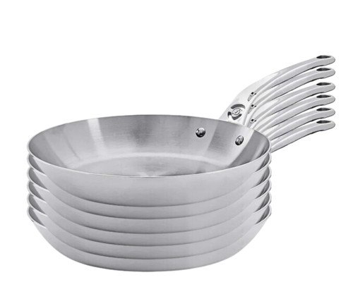 de Buyer Mineral B Pro 7 7/8" Versatile Cooking Carbon Steel Fry Pan(6/CASE)-Chicken Pieces