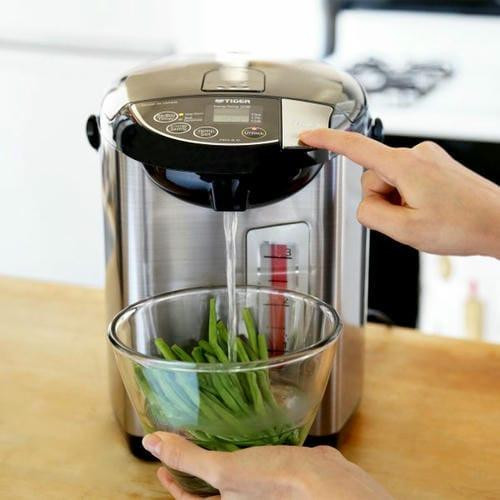 Chicken Pieces Tiger 4 L Hot Water Boiler - Soft Touch Lever, LCD Screen, Energy Saving 