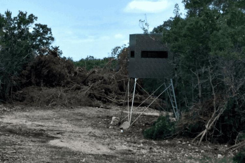 big dogg Big Dogg 6' X 6' Aluminum & Insulated Deer Blind - Durable Ground Hunting Blind 