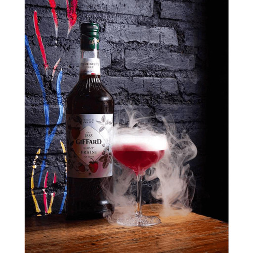  Giffard Giffard France Fraise-Strawberry Flavoring Syrup, 1L 