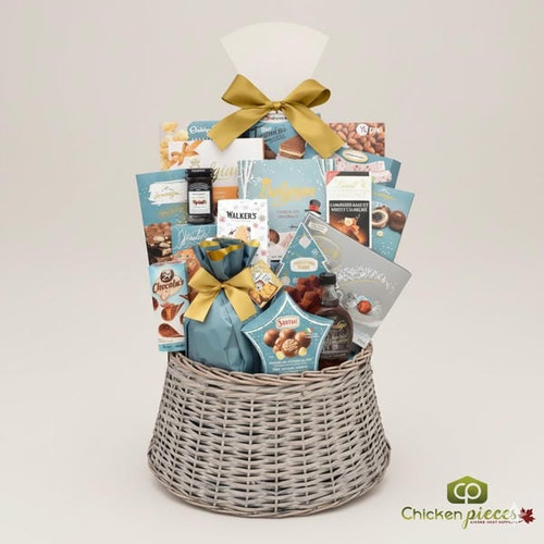 Sweet and Savoury Tree Collar Gift Basket | Reusable Christmas Decor with Gourmet Treats - CHICKEN PIECES