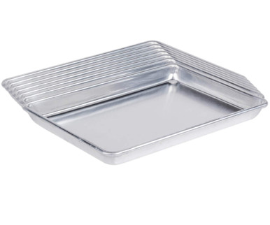 Choice Bulk Case of 24 Half Size 19 Gauge 13 x 18 Wire in Rim Aluminum  Bun / Sheet Pans