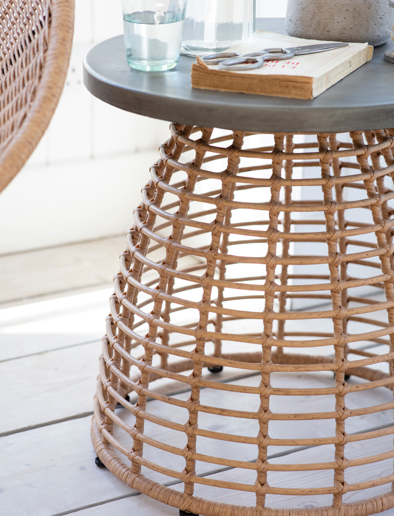 Hampstead Side Table Garden Trading