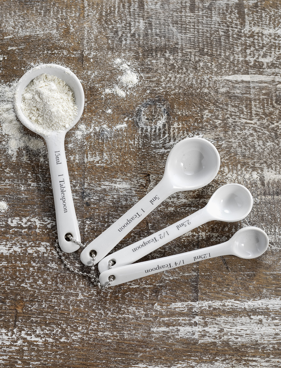 Rialto Measuring Spoons - Porcelain, White | Garden Trading