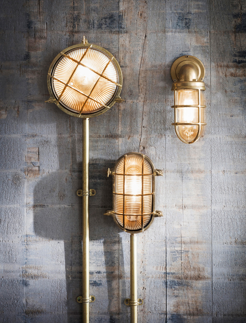 Poole Round Bulkhead light - Solid Brass