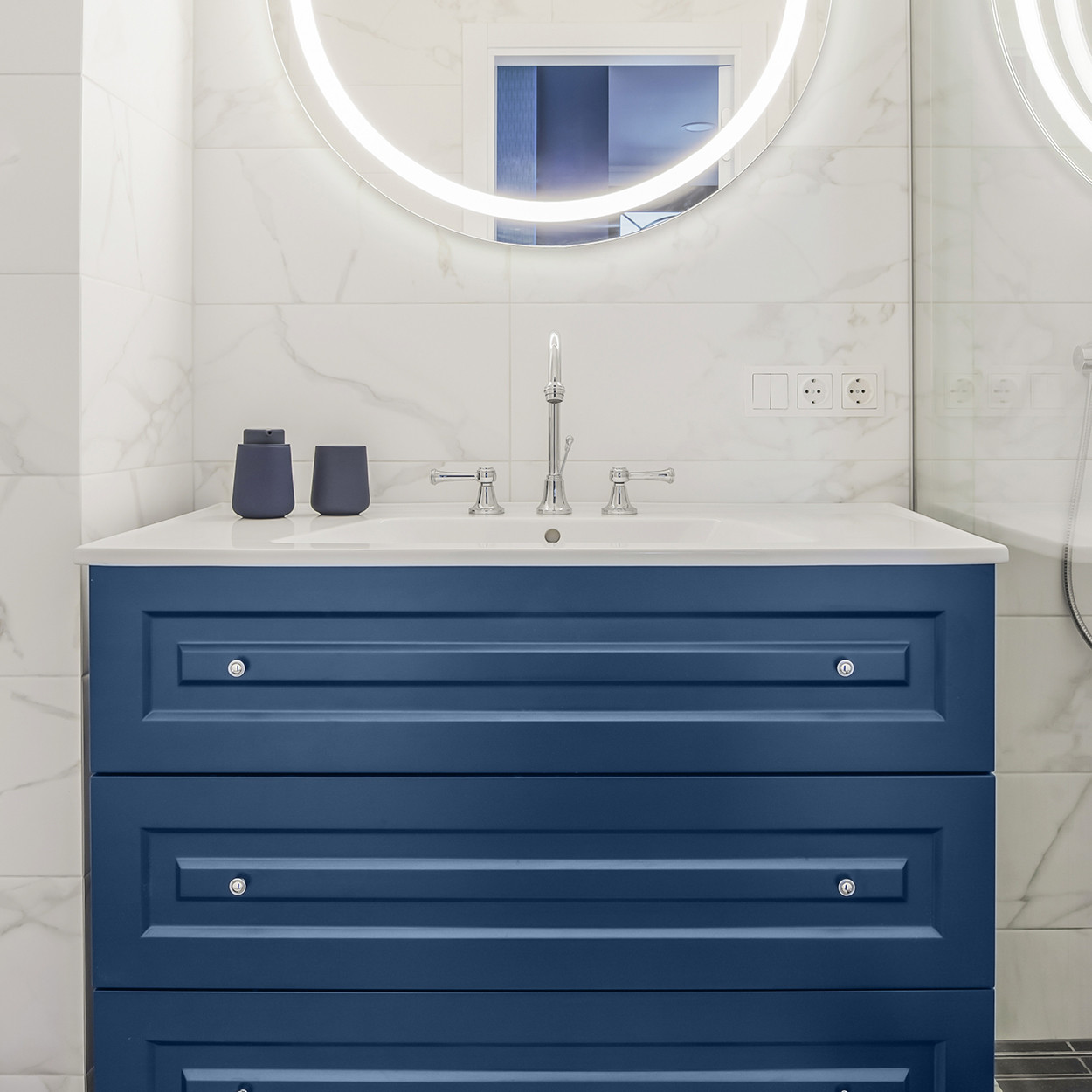 Ink Blue Bathroom Wood & Cabinet Paint - Matt Blue