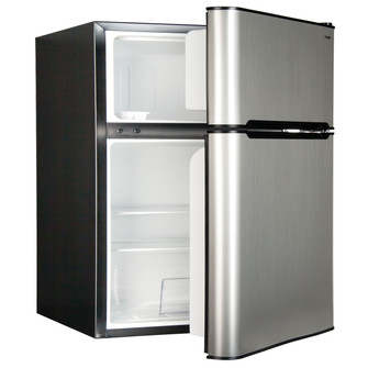 HC31TG42SV-Angle-Slightly-Open-Empty.jpg