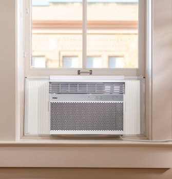 QHNG08AA_10AA_interior_window.jpg