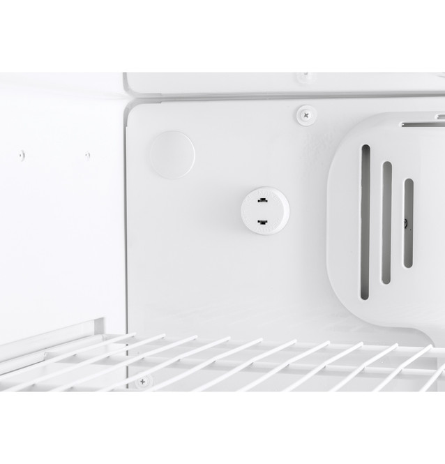 18.1 Cu. Ft. Top Freezer Refrigerator - HRT18RCWW - Haier Appliances