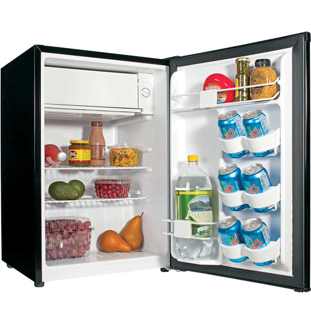 HAIER 冷蔵庫　 2.7 Cu. Ft. Compact Refrigerator - HC27SW20RB - Haier Appliances