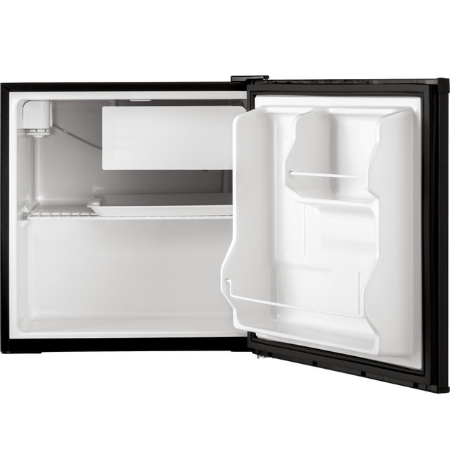 1.7 Cu. Ft. ENERGY STAR® Qualified Compact Refrigerator 1.7 Cu. Ft. ENERGY STAR® Qualified Compact Refrigerator