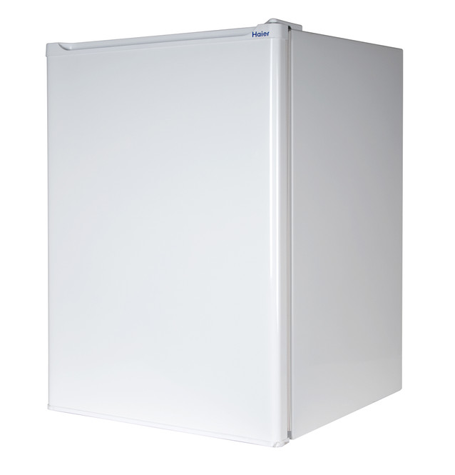 Haier HC27SW20RV 2.7 cu. ft. Compact Refrigerator 110 VOLTS (ONLY FOR USA)