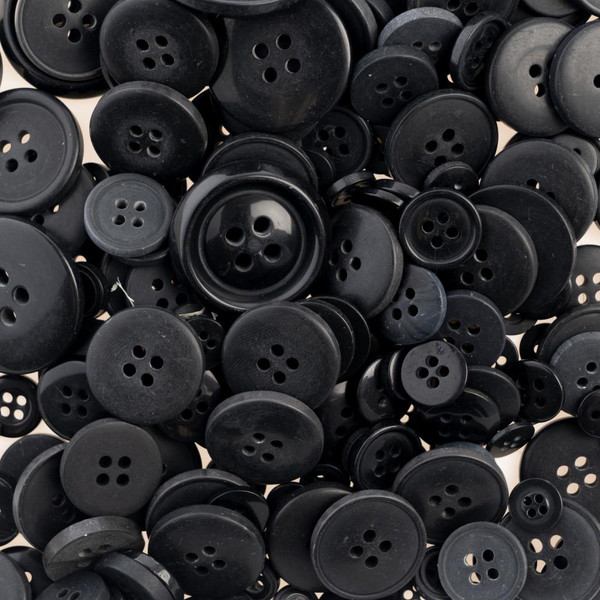 Nutton But Buttons - Mixed Sizes Resin Buttons 4.60z - Black ( NUTTONBT - 01121)