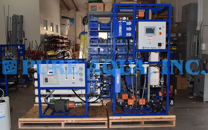 Ultrafiltración Seguida de Sistema de ÓI para Desalinización 4,500 GPD - Ecuador