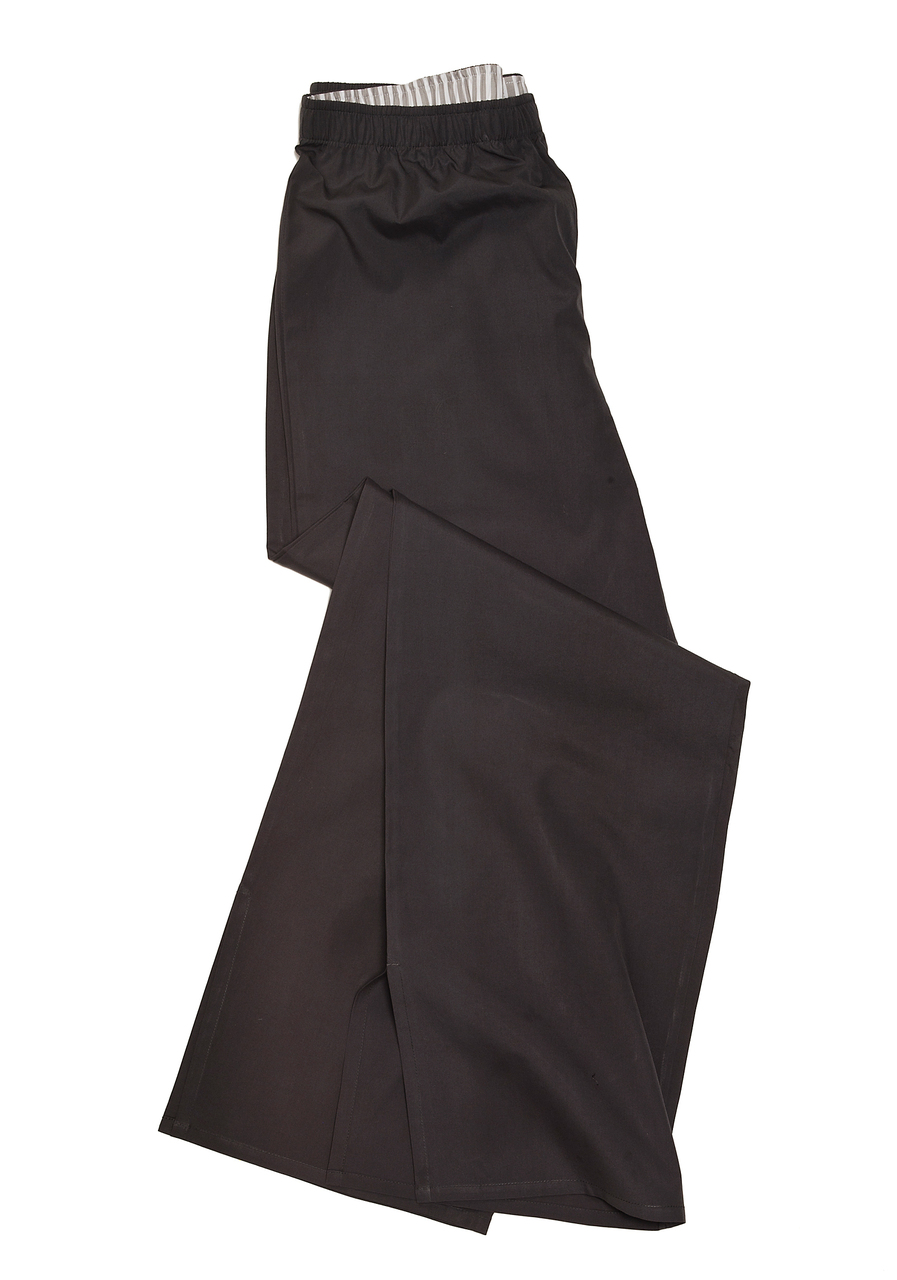 The Pajama Pant in charcoal poplin.
