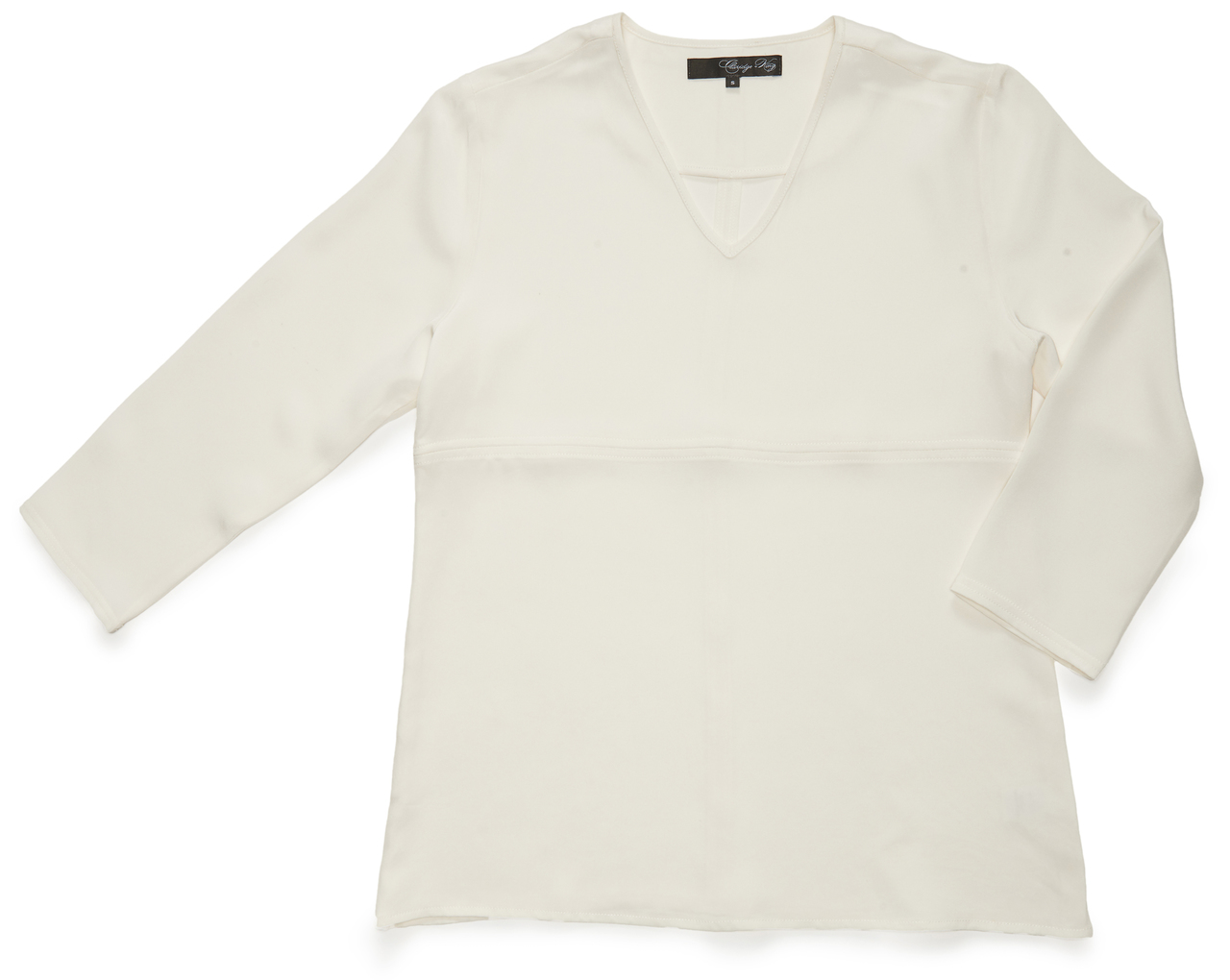 The Split Silk Tunic is fashioned with a luxurious 4-ply silk crepe that has been put through a special washing process to make it smooth and extra soft.
