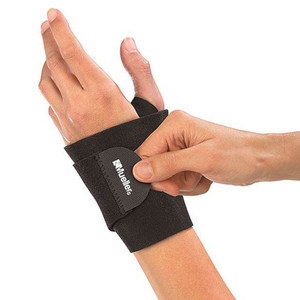 MUELLER Wraparound Wrist Support MUELLER Wraparound Wrist Support