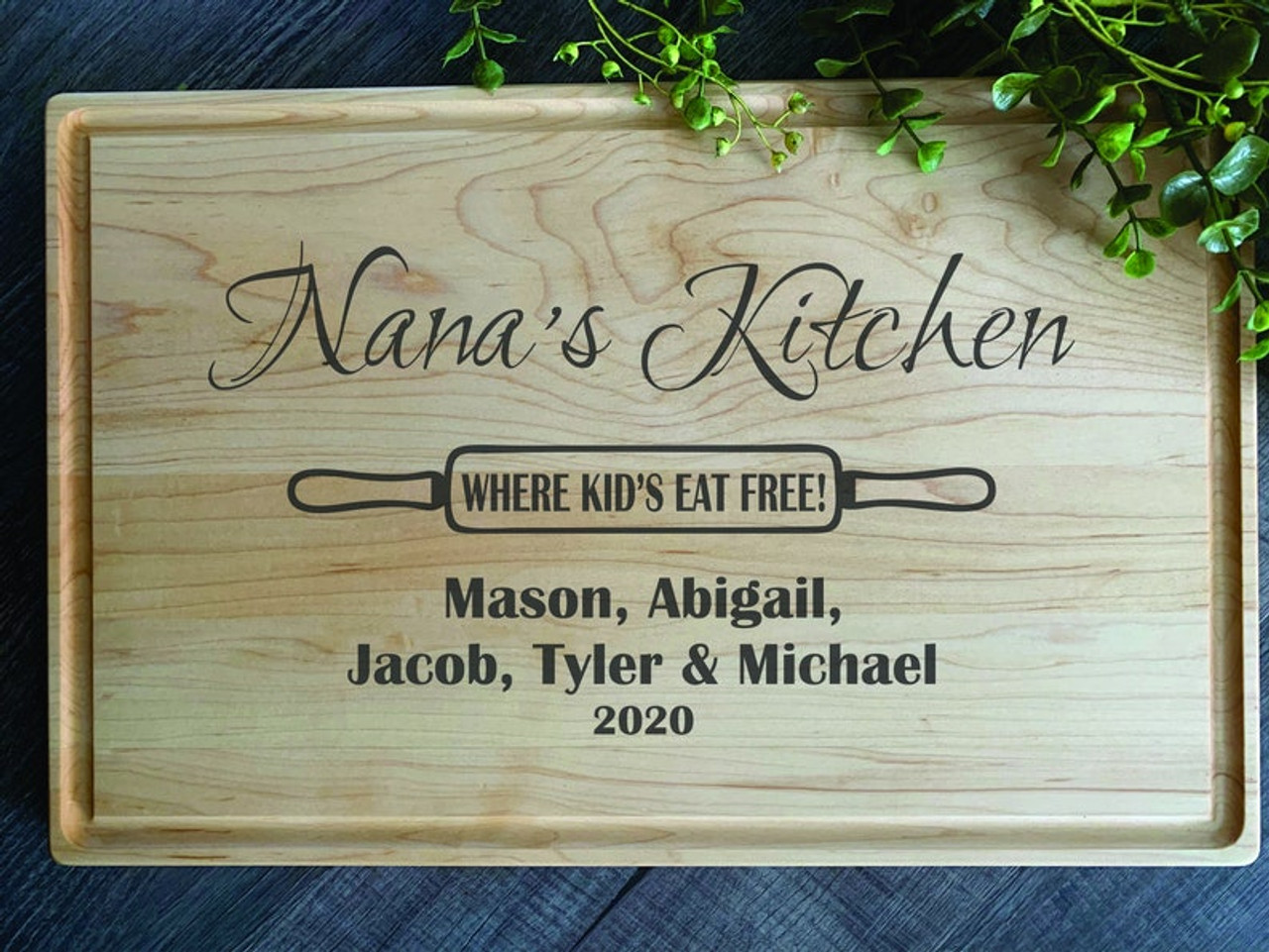 Personalized Cutting Board - Nana's Kitchen