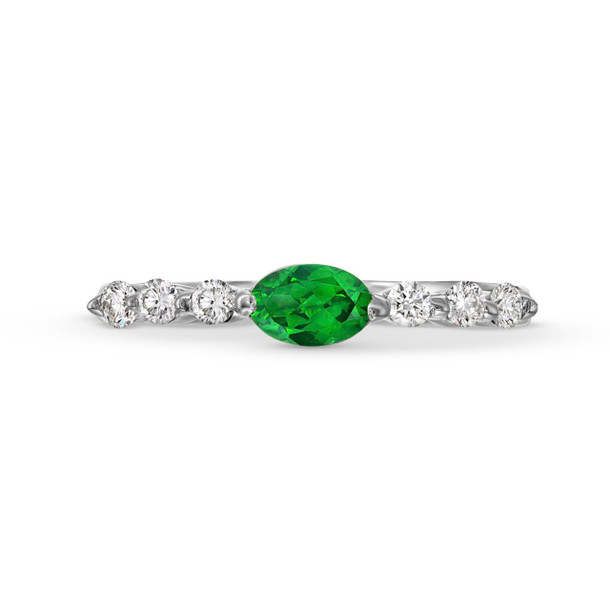 Oval Emerald and Round Diamond Ring