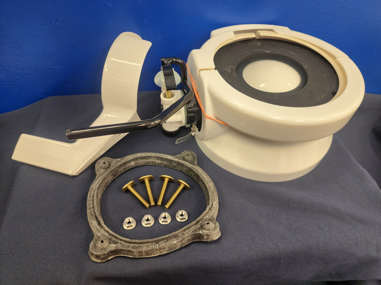 メル73710 11 Base, Through Floor Discharge -Bone - Marine Sanitation & Supply