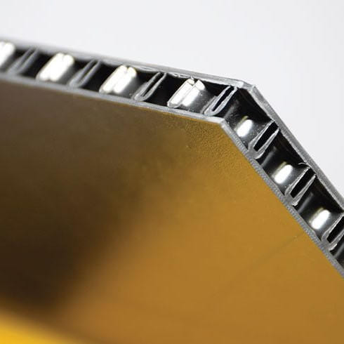 新品・タグ付き　heve Sheer Bubbly BL Bubble - X co-extruded board | Laird Plastics