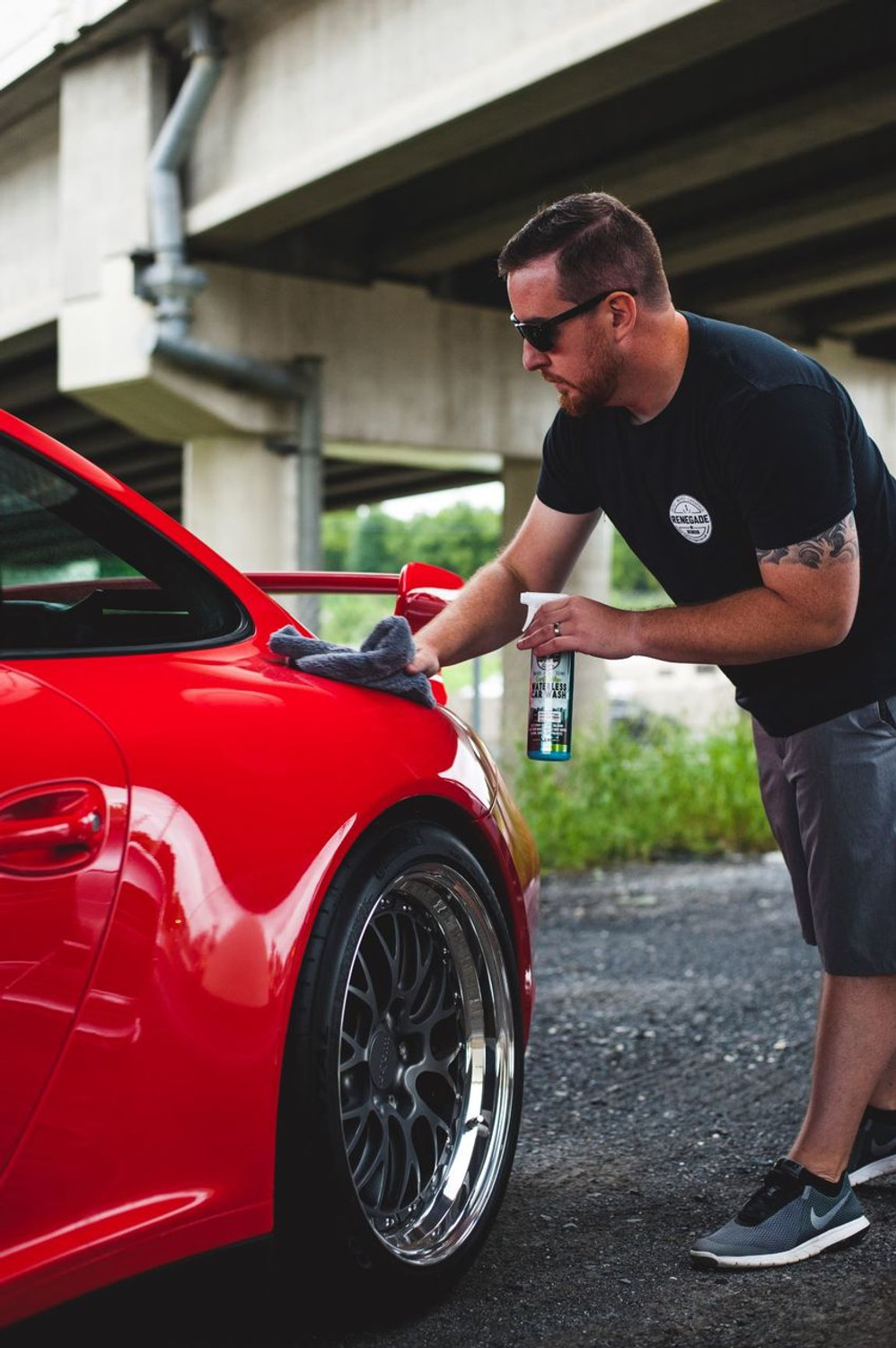 Chemical Guys - Save water and time with Swift Wipe Waterless Wash! Swift  Wipe Waterless Wash allows you to wash your car anytime and anywhere, it's  literally like a car wash in