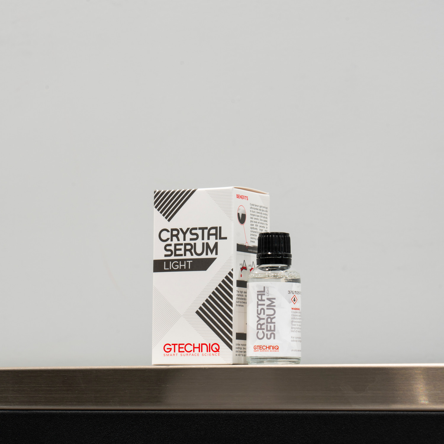 Gtechniq EXOv5, Crystal Serum Light Ceramic Coating W/ Panel Wipe