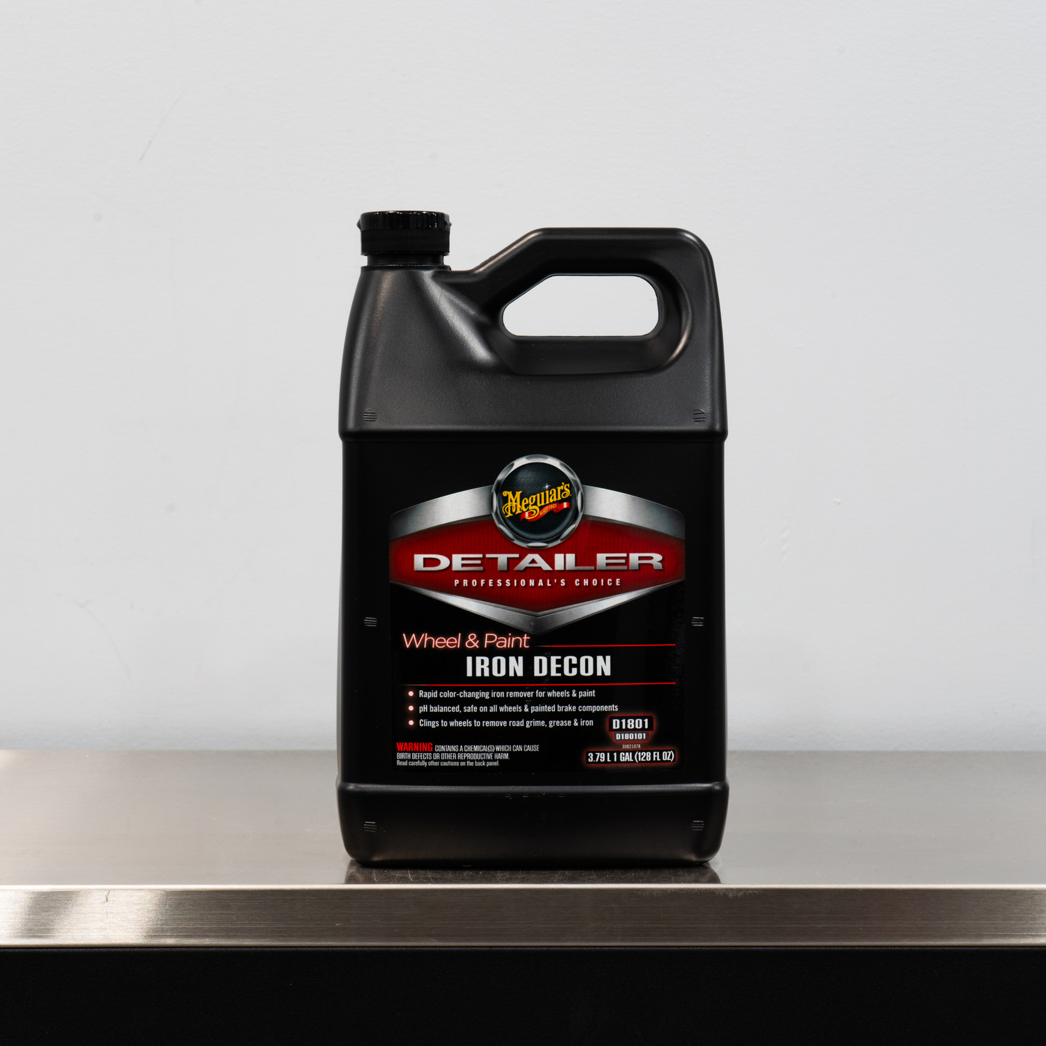 Meguiars D1801 Wheel & Paint Iron Remover Decon | 1 Gallon