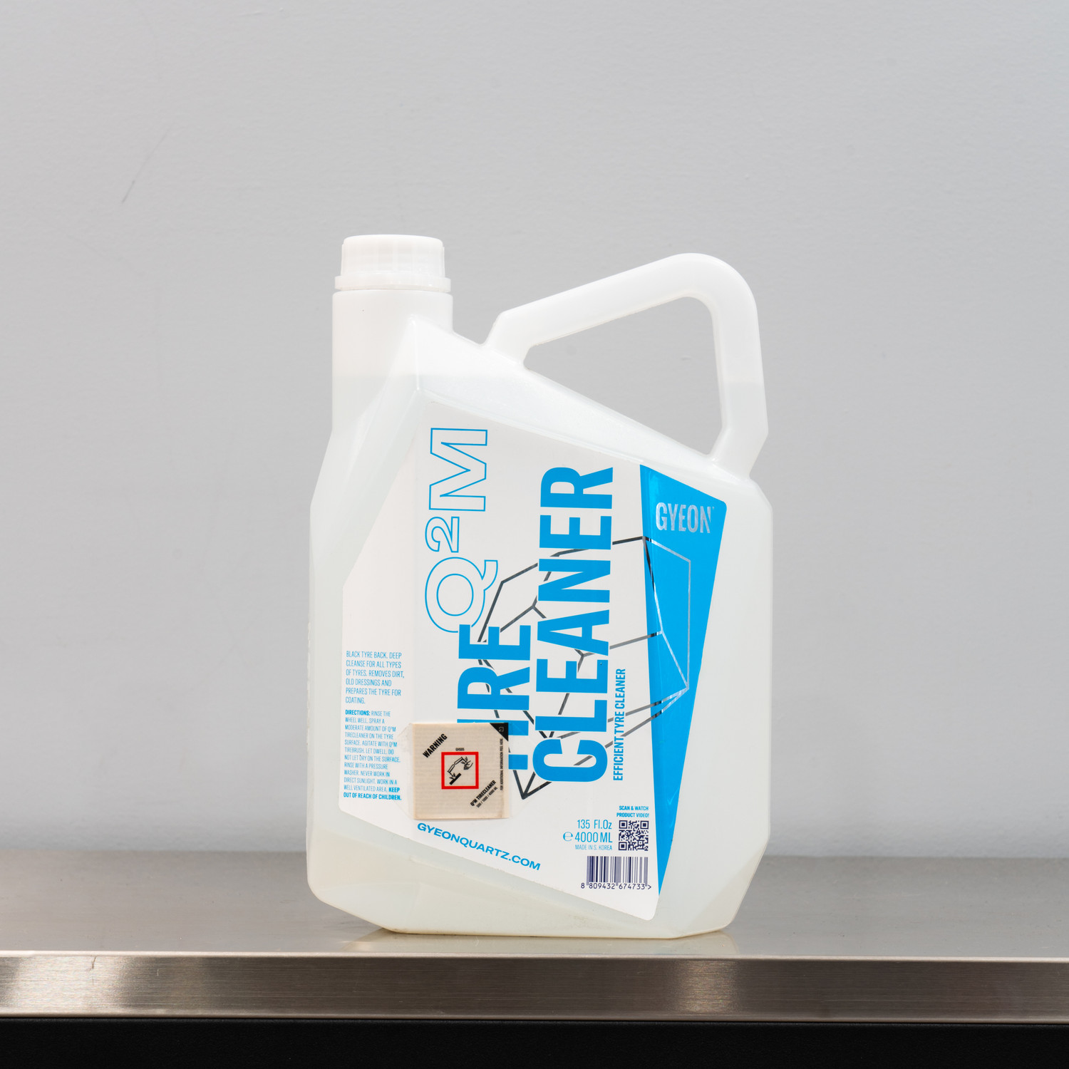 Gyeon Q2M Tire Cleaner 4 Liter | Highly Effective Rubber Cleaner 1