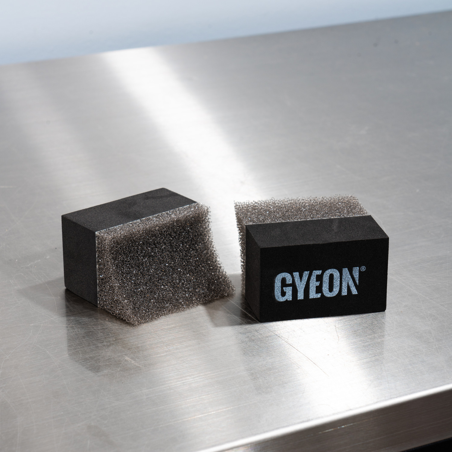 Gyeon Tire Applicator Small | 2 Pack | Tire Trim Dressing Applicators