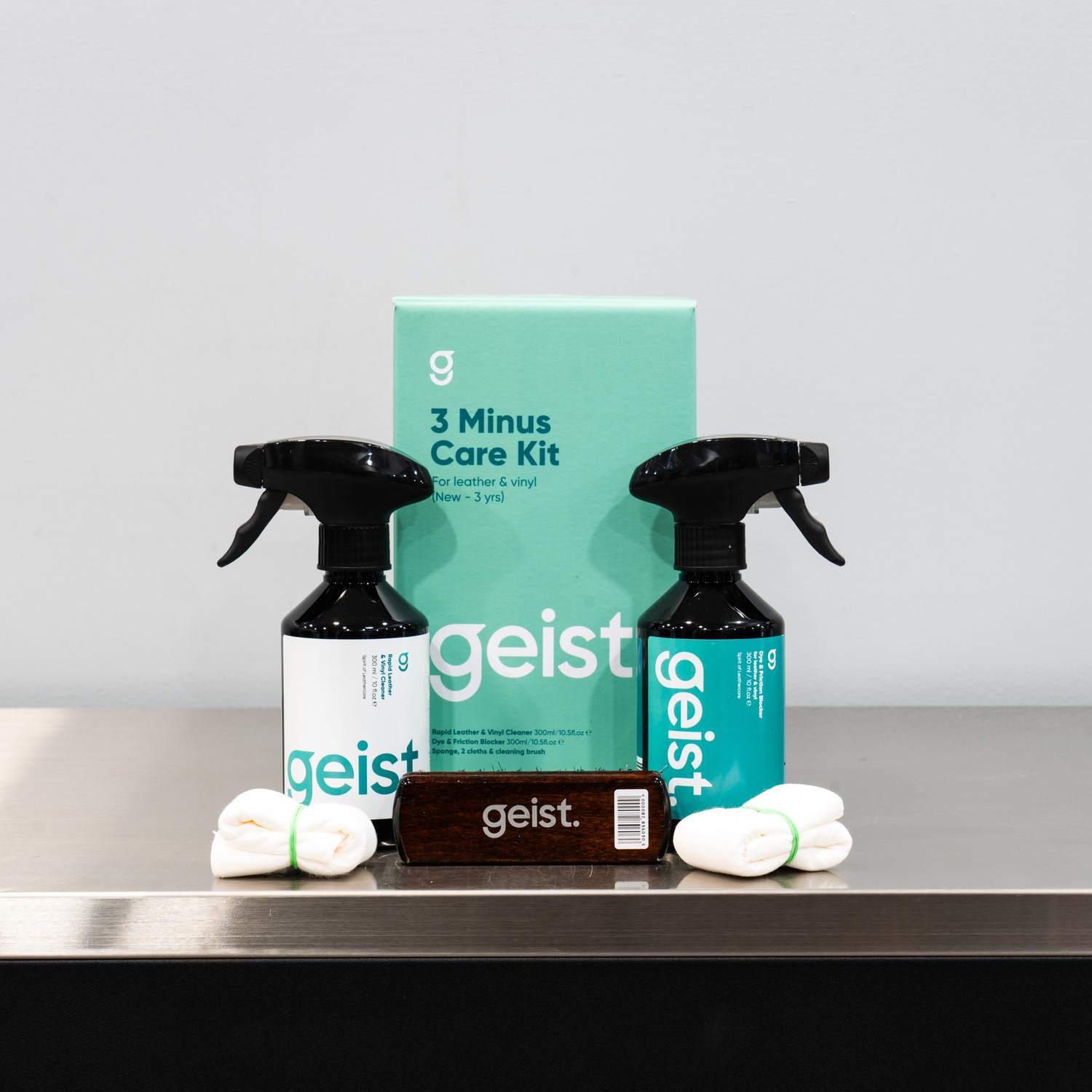 Geist. 3 Minus Care Kit for Leather and Vinyl, For Interiors Less Than 3  Years Old