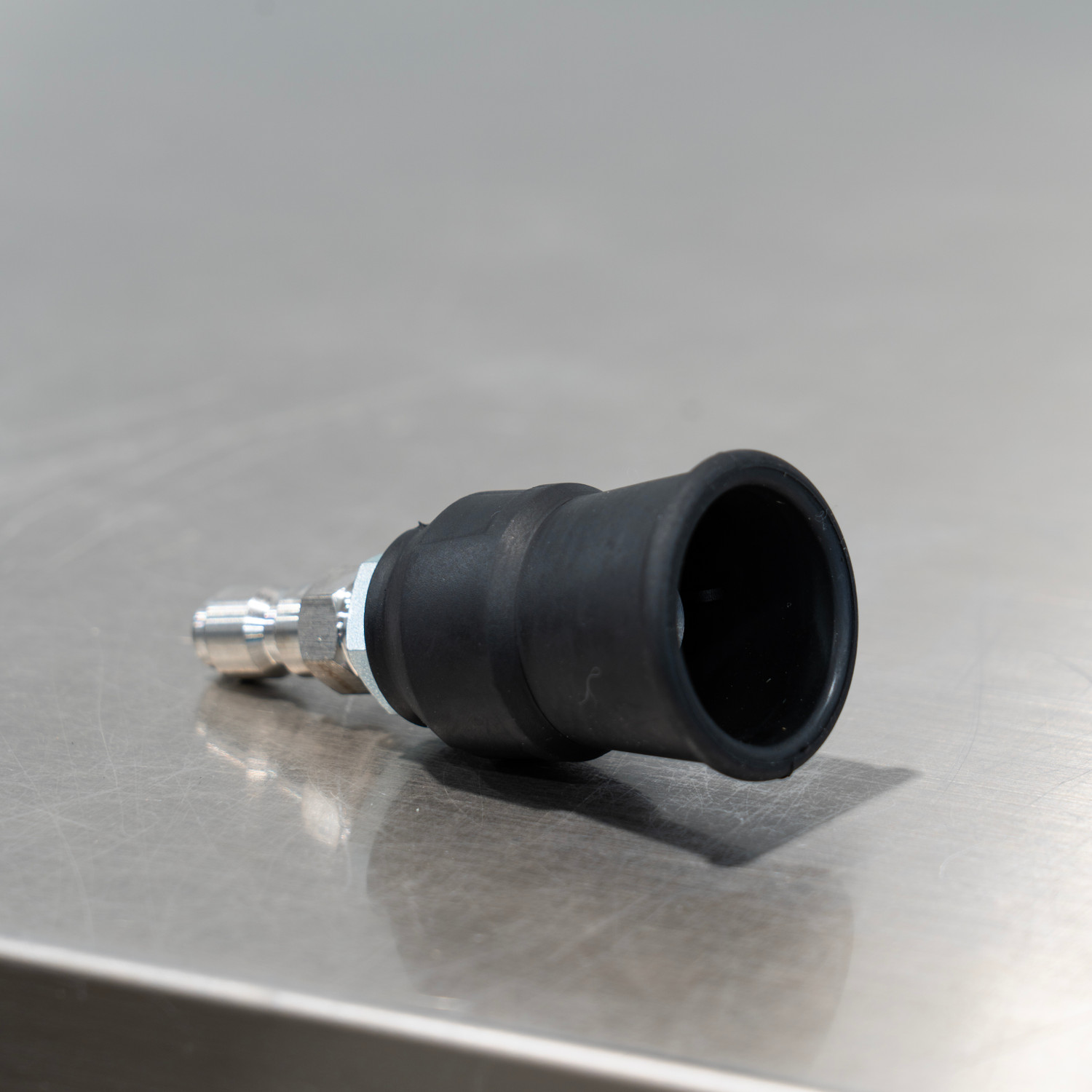 MTM NH35 Rinse Nozzle and Black Guard | 40 Degree | 3.5 Orifice Size