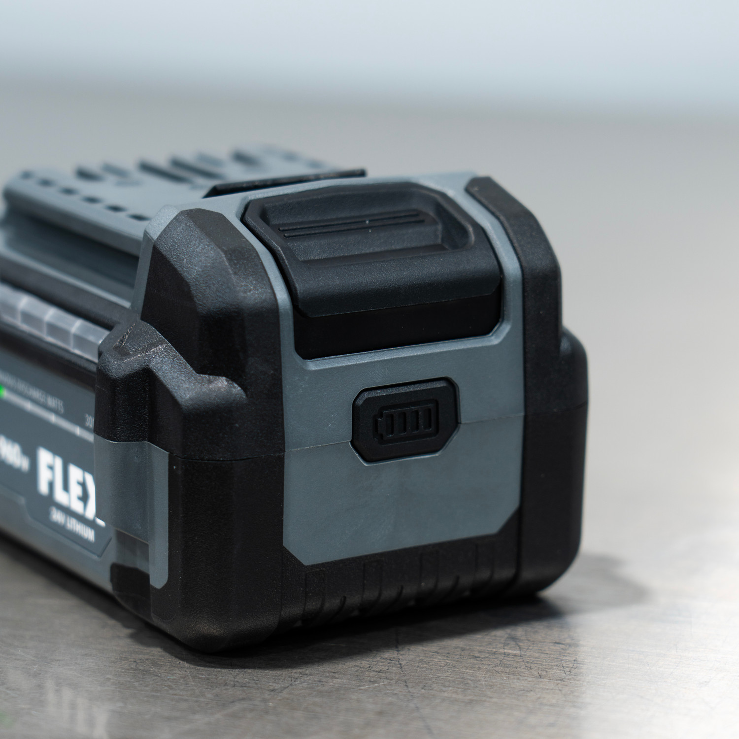 Flex 24V 5.0Ah Lithium Ion Battery | FX0121-1 | The Clean Garage