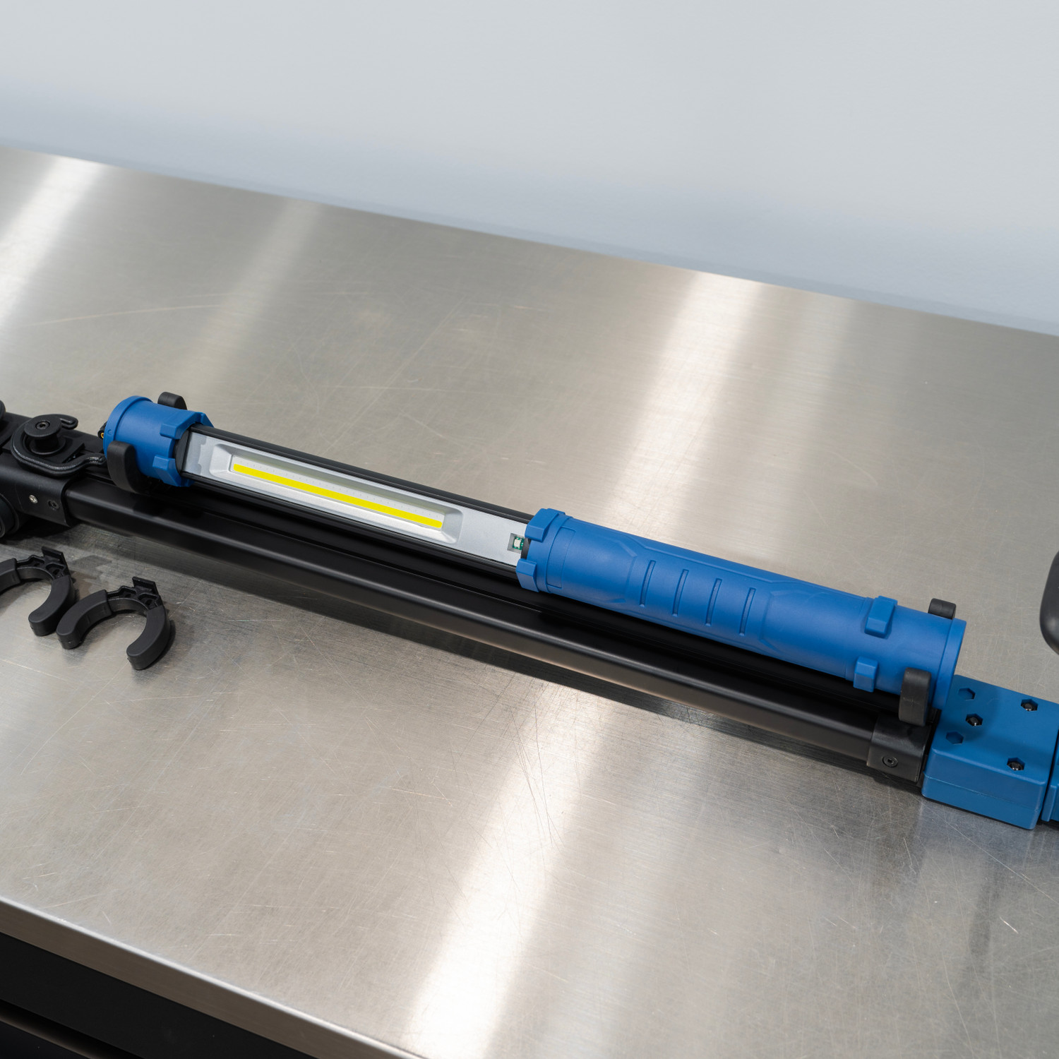 ナイトロ　DEMAND LTD NextLED UV Under Hood & Interior Work Light | Folding | The Clean